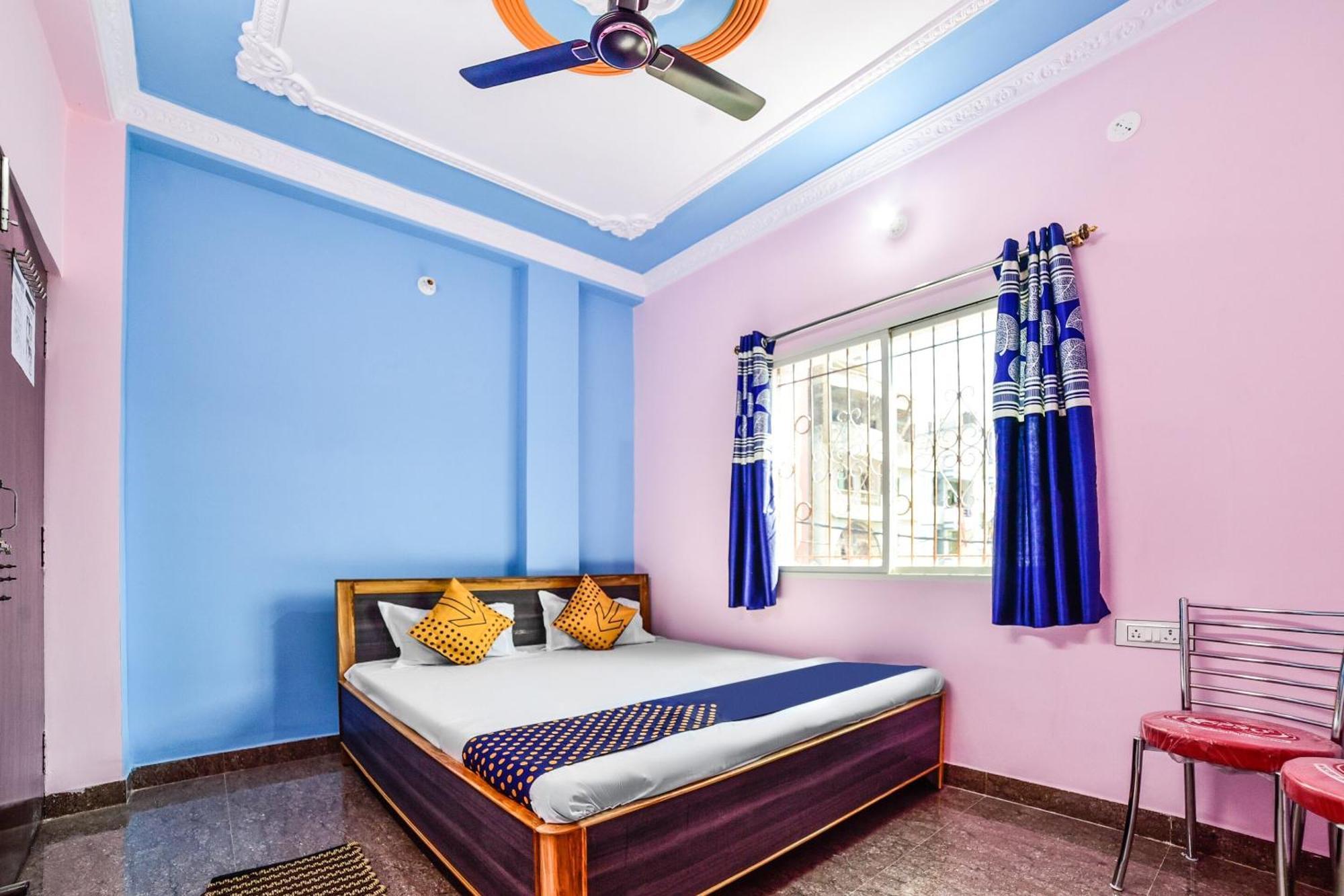 Spot On Devlok Guest House ปัฏนา ภายนอก รูปภาพ