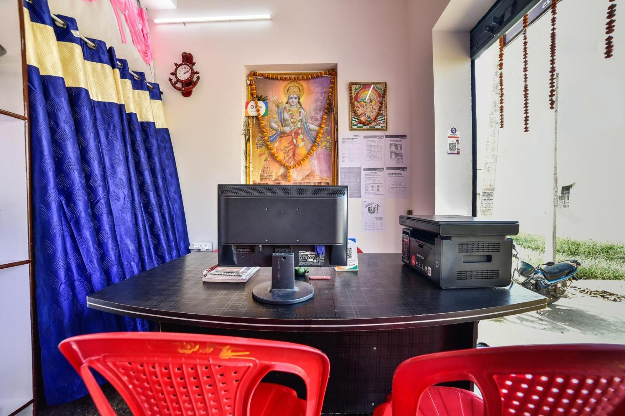 Spot On Devlok Guest House ปัฏนา ภายนอก รูปภาพ